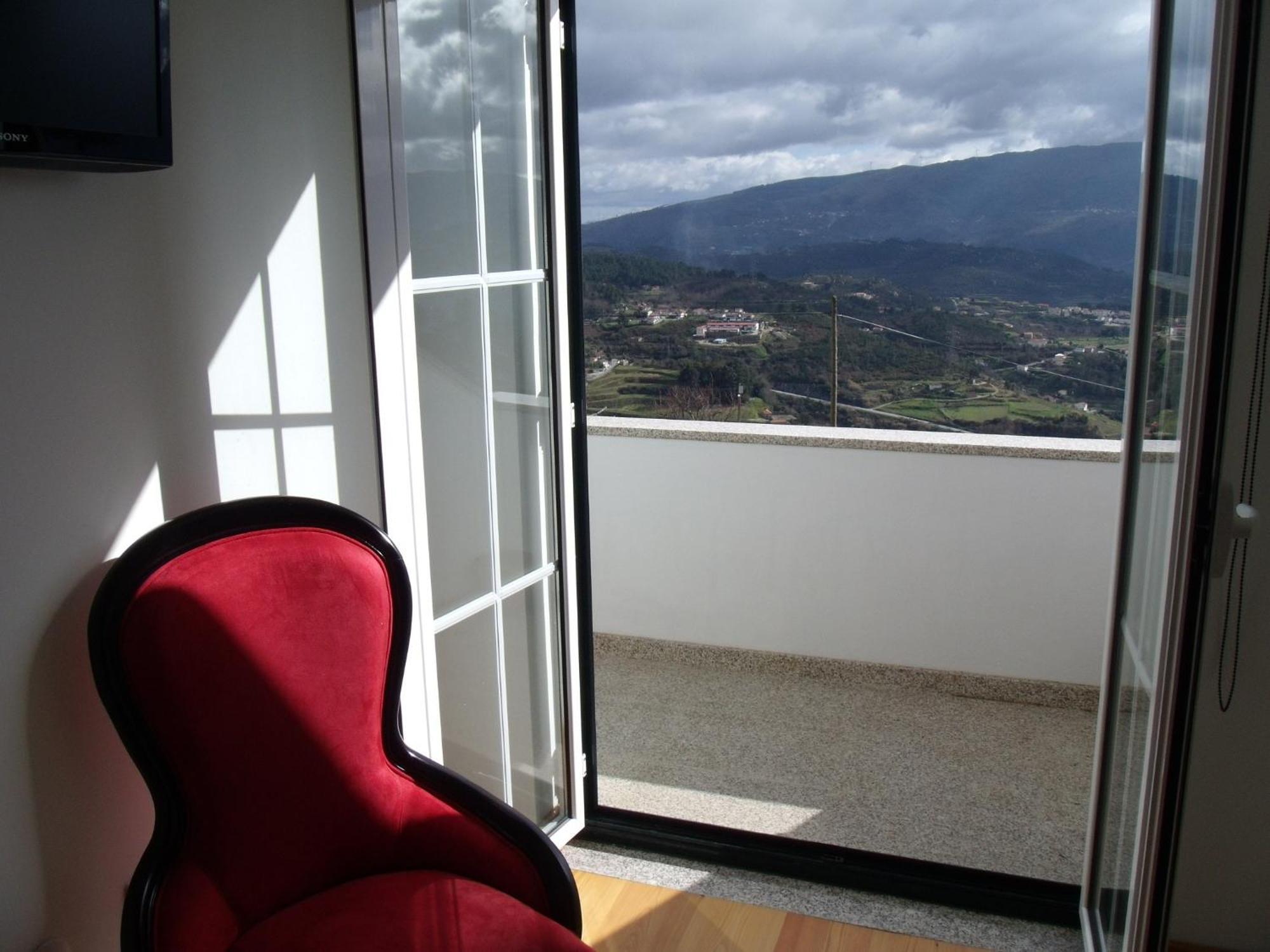 Quinta Da Casa Grande Pinheiro Pensionat Baião Eksteriør billede